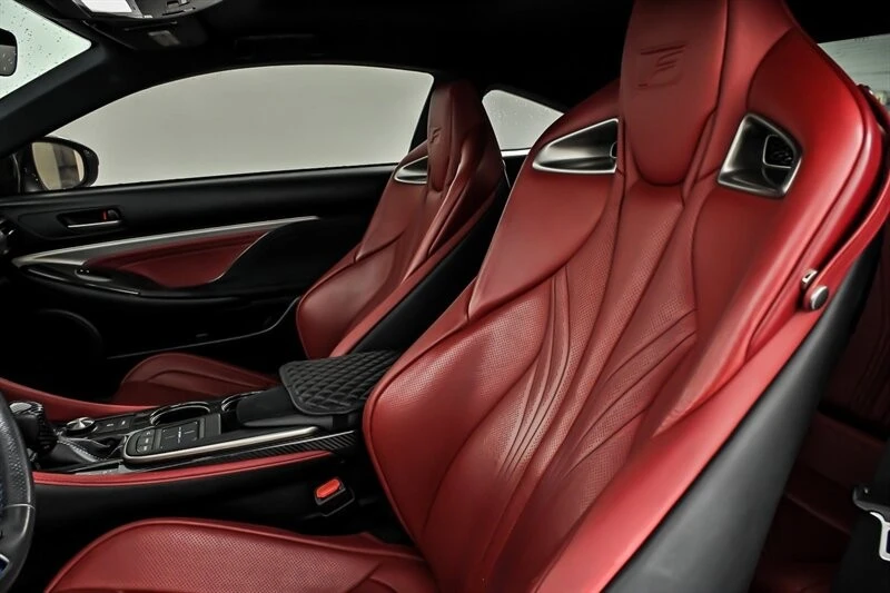 2015 Lexus RC F - Image 17 of 31