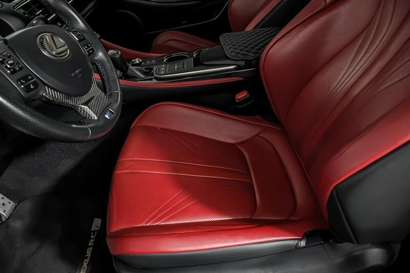 2015 Lexus RC F - Image 16 of 31
