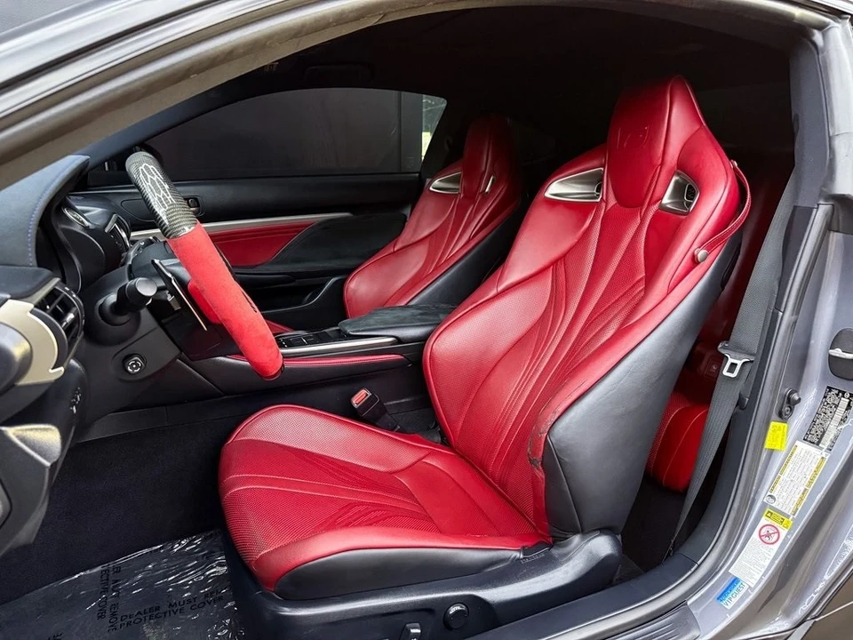 2015 Lexus RC F - Image 18 of 21