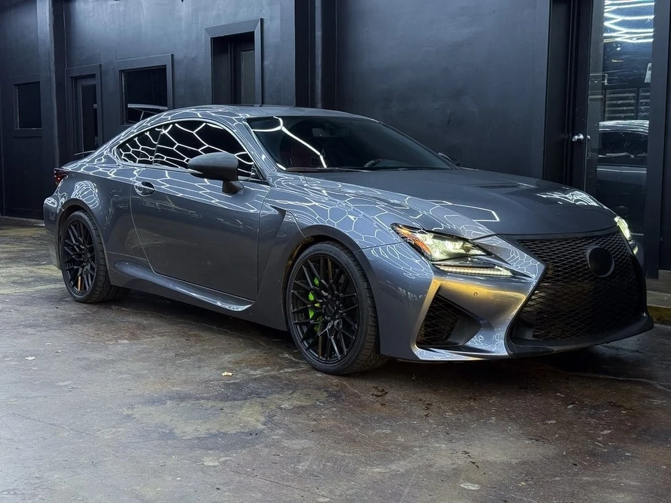 2015 Lexus RC F - Image 11 of 12