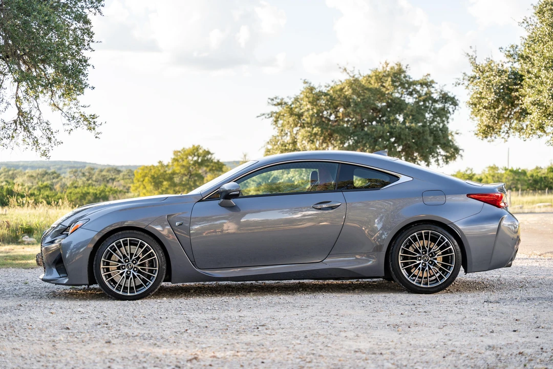 2015 Lexus RC F - Image 6 of 31