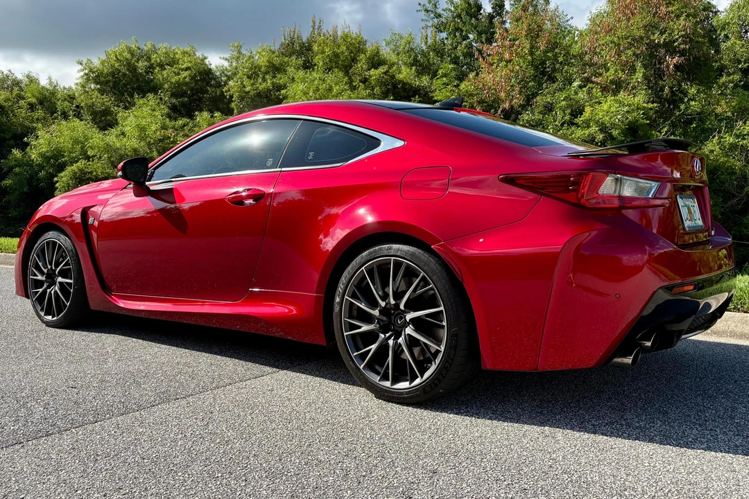 2015 Lexus RC F - Image 4 of 31