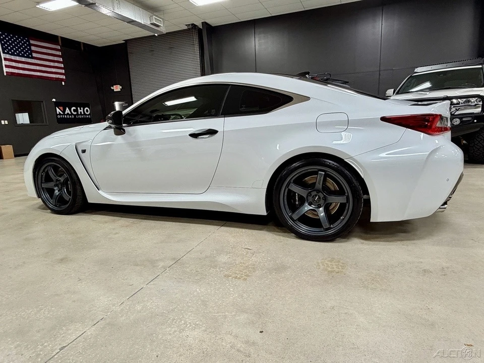 2015 Lexus RC F - Image 11 of 12