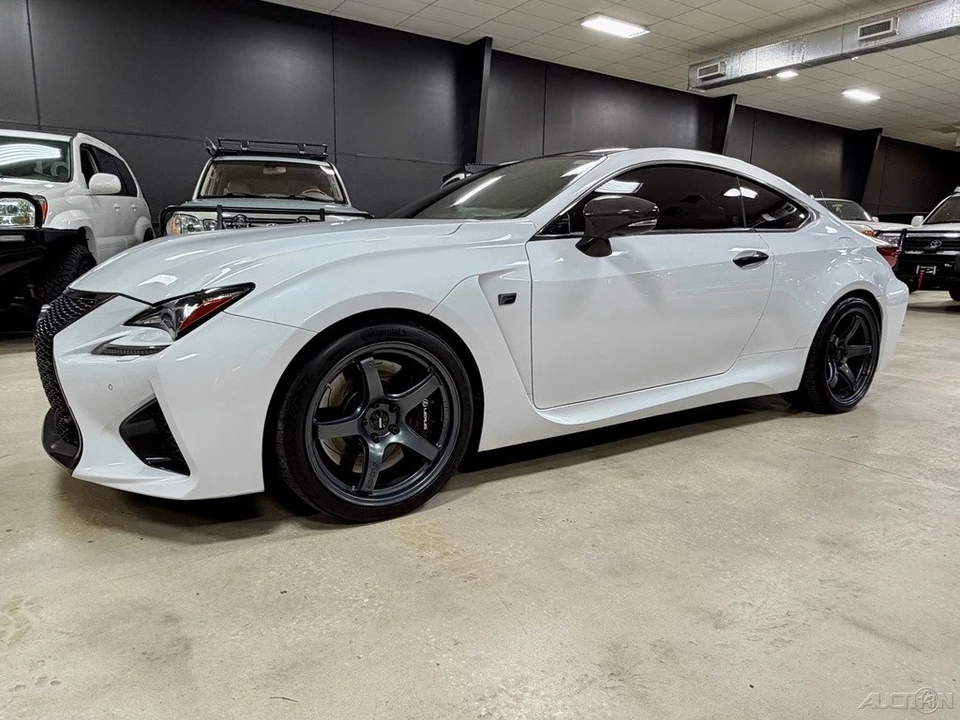 2015 Lexus RC F - Image 12 of 12