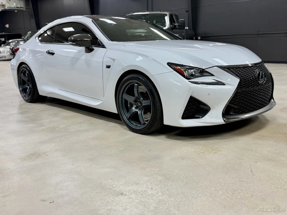 2015 Lexus RC F - Image 5 of 12