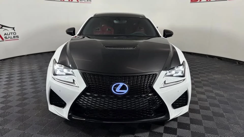2015 Lexus RC F - Image 9 of 20