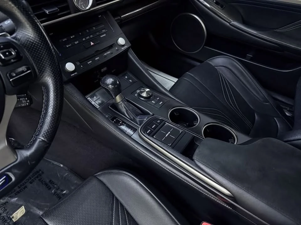 2015 Lexus RC F - Image 13 of 20