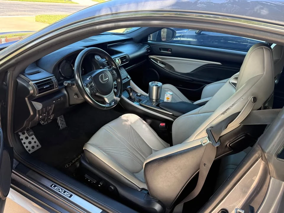 2015 Lexus RC F - Image 14 of 20