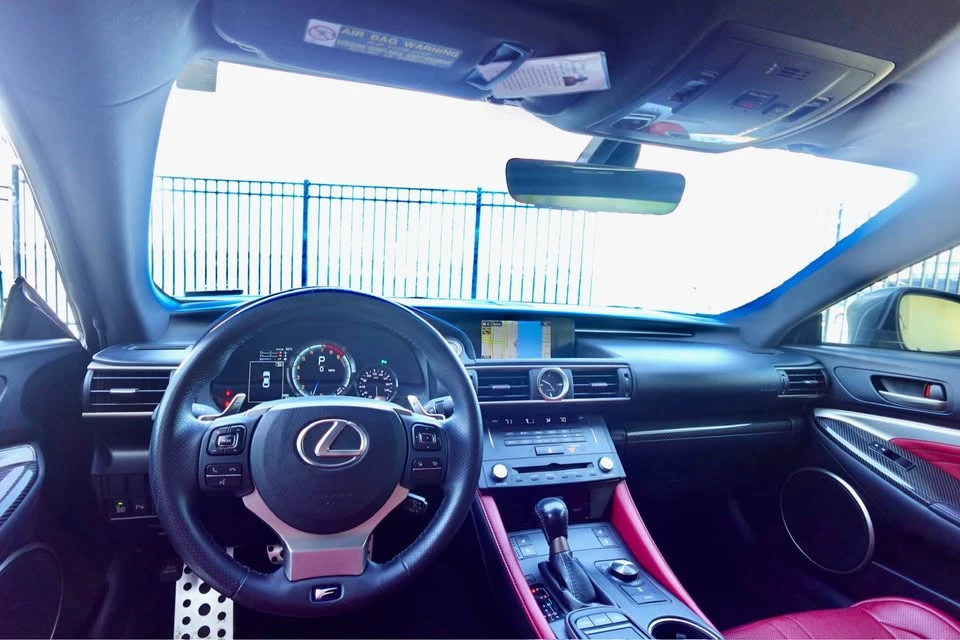 2015 Lexus RC F - Image 16 of 20