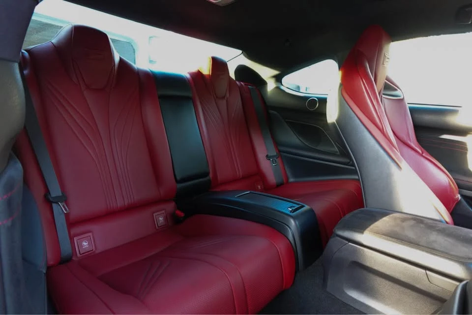 2015 Lexus RC F - Image 13 of 20