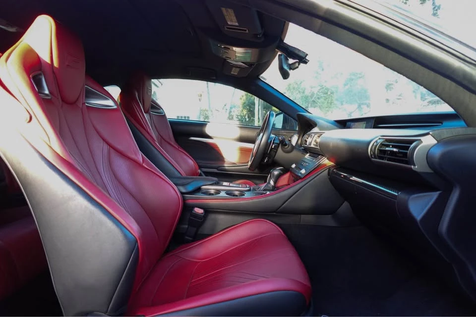 2015 Lexus RC F - Image 11 of 20
