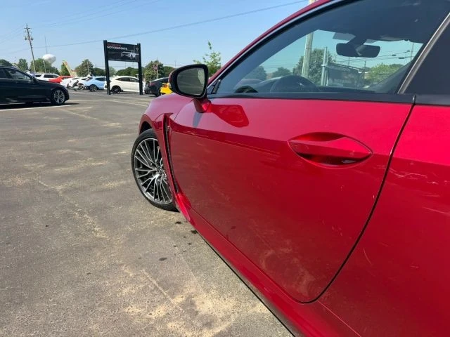 2015 Lexus RC F - Image 23 of 31