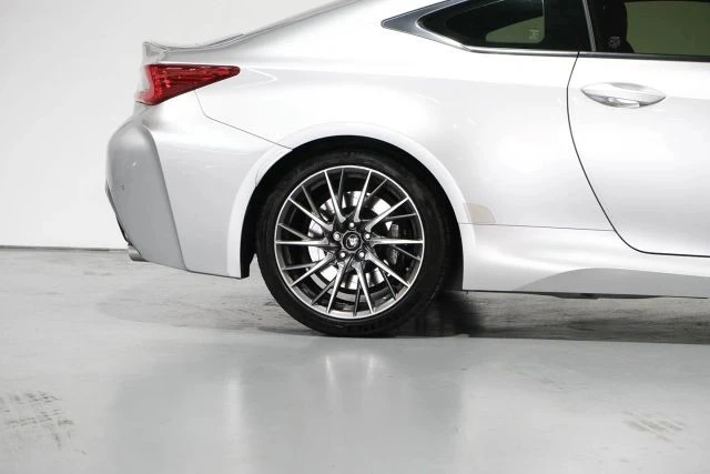 2015 Lexus RC F - Image 15 of 21
