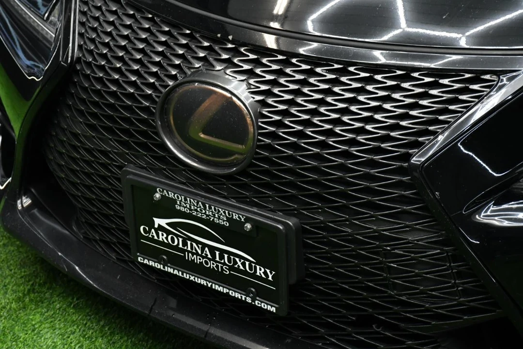 2015 Lexus RC F - Image 7 of 21