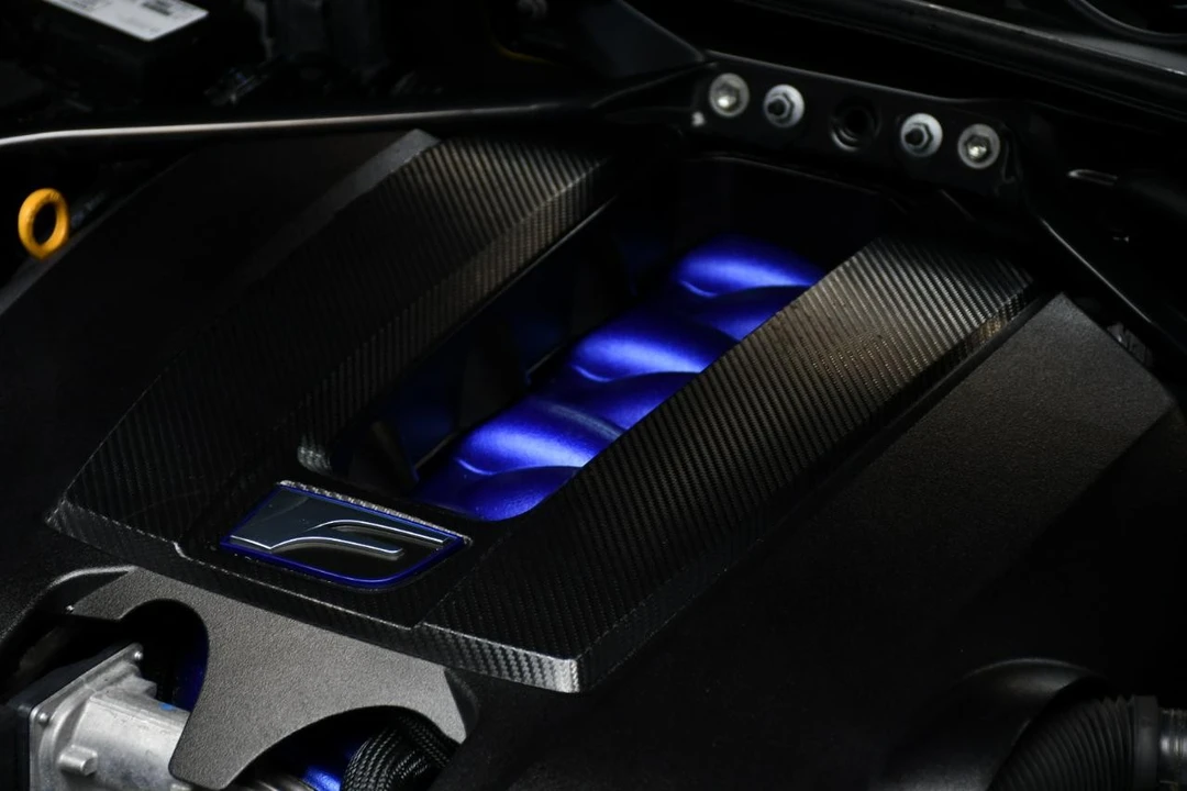 2015 Lexus RC F - Image 19 of 21