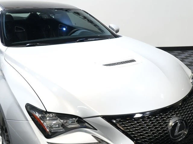 2015 Lexus RC F - Image 12 of 18