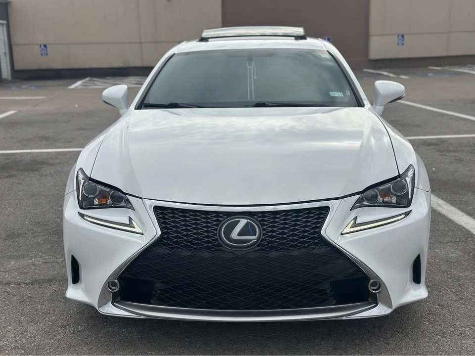 2015 Lexus RC - Image 3 of 10