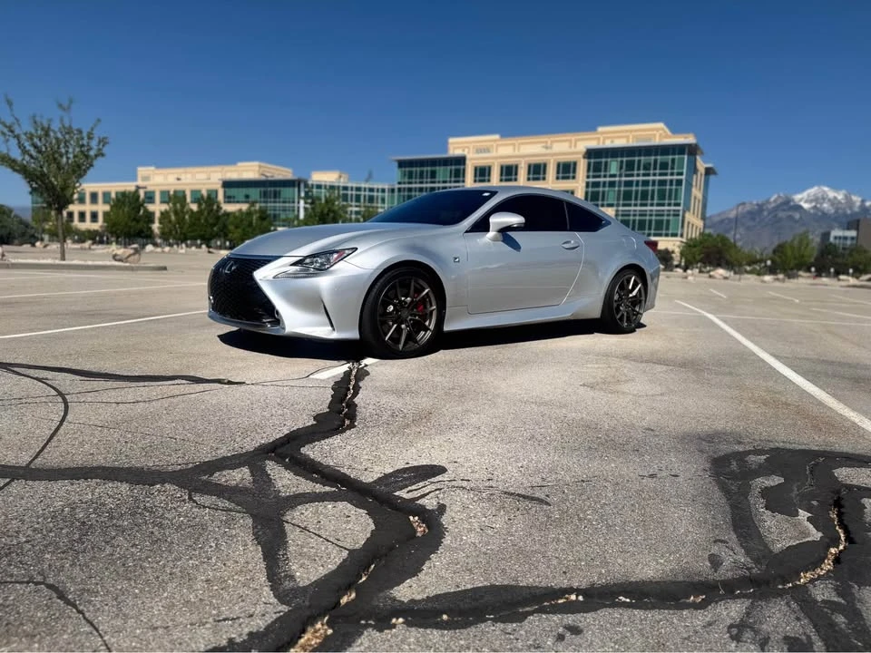 2015 Lexus RC - Image 2 of 14