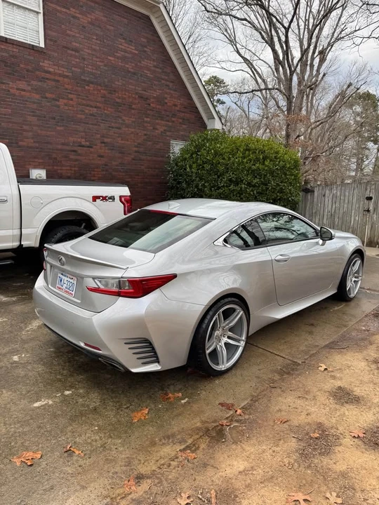 2015 Lexus RC - Image 2 of 6