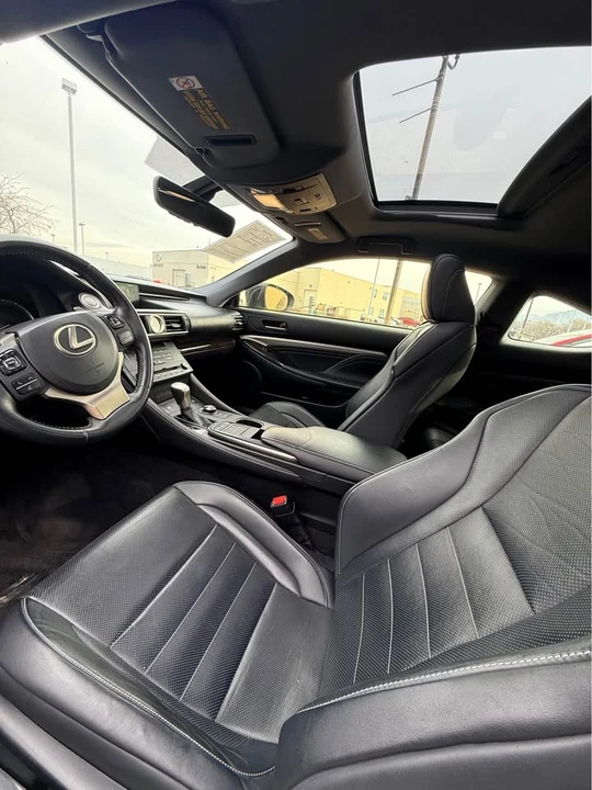 2015 Lexus RC - Image 8 of 9