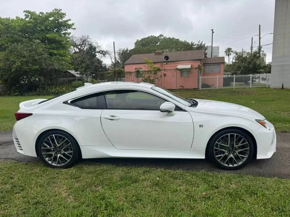 2015 Lexus RC - Image 6 of 15
