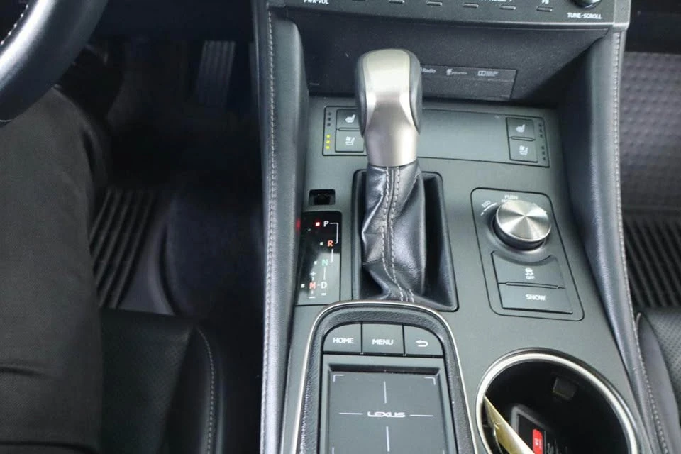 2015 Lexus RC - Image 11 of 11