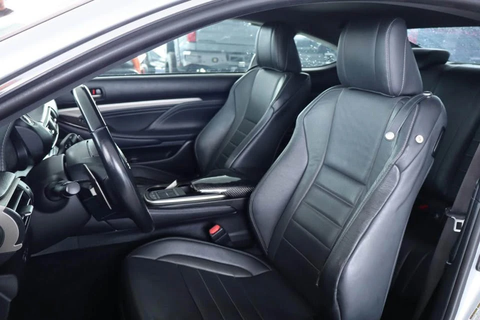 2015 Lexus RC - Image 9 of 11