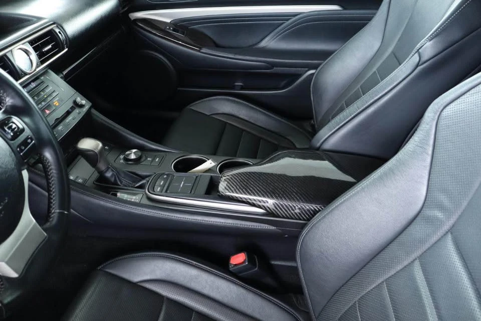 2015 Lexus RC - Image 8 of 11