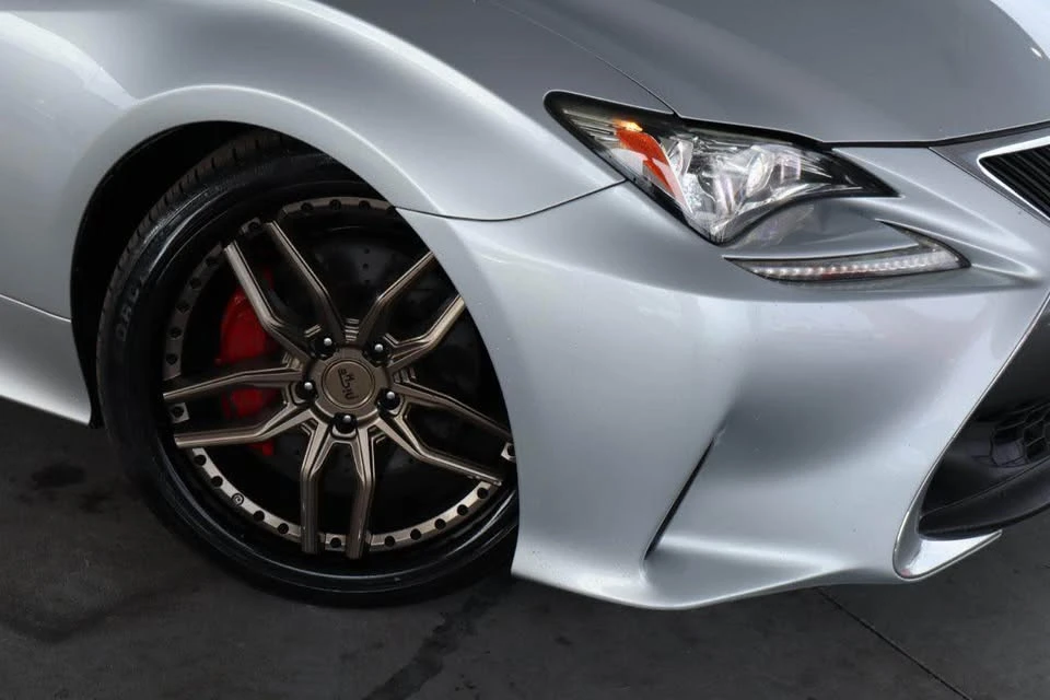 2015 Lexus RC - Image 4 of 11
