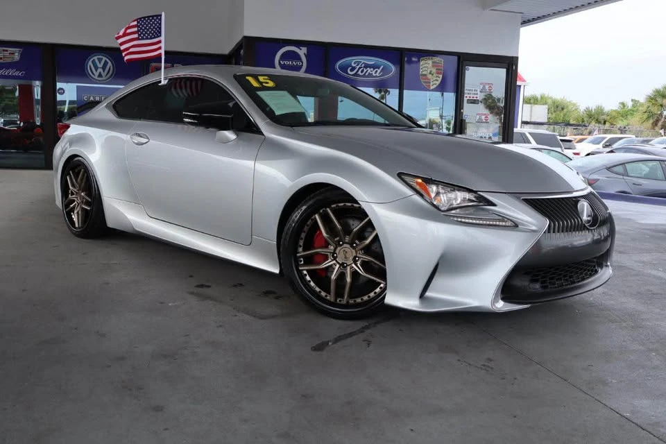 2015 Lexus RC - Image 2 of 11