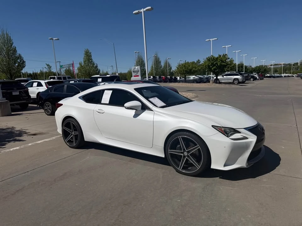 2015 Lexus RC - Image 3 of 7