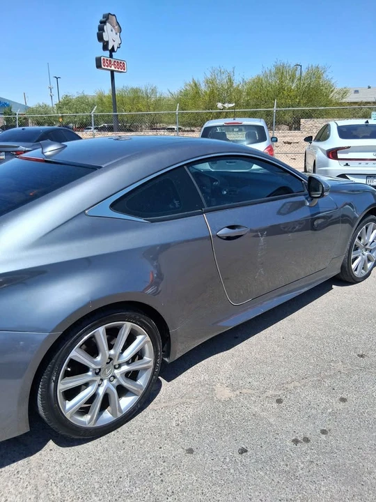 2015 Lexus RC - Image 4 of 9