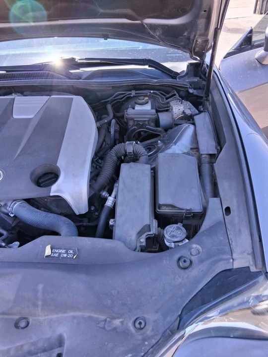 2015 Lexus RC - Image 9 of 9