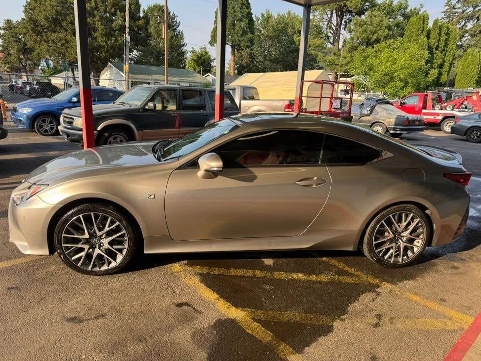 2015 Lexus RC - Image 4 of 20