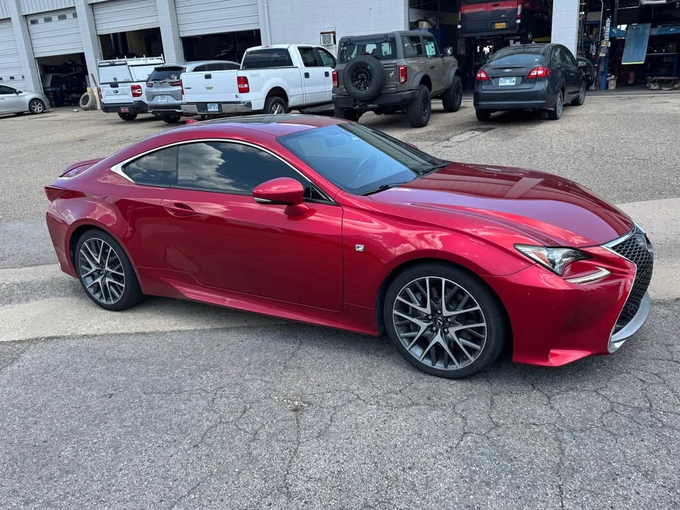 2015 Lexus RC - Image 2 of 8