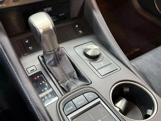 2015 Lexus RC - Image 20 of 21