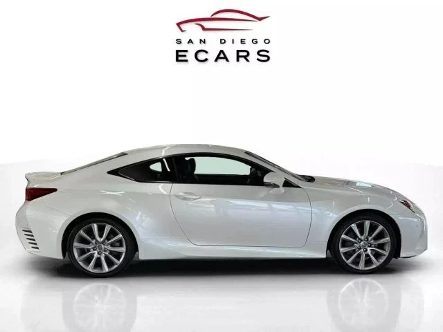 2015 Lexus RC - Image 4 of 21