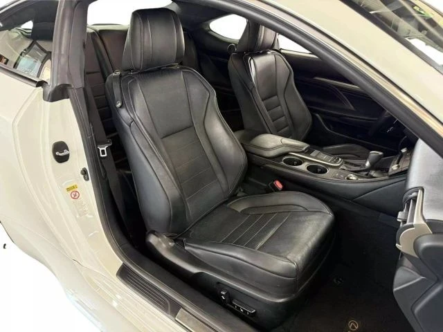 2015 Lexus RC - Image 15 of 21