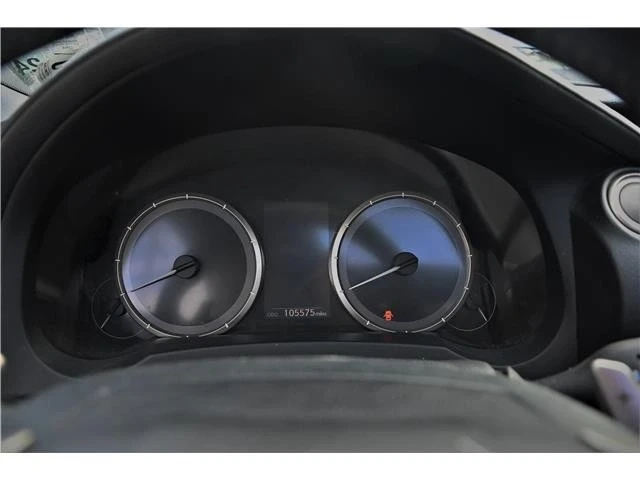2015 Lexus RC - Image 7 of 15