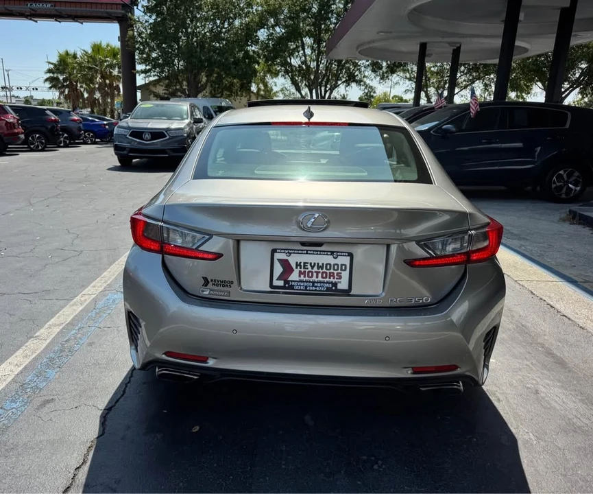 2015 Lexus RC - Image 8 of 20