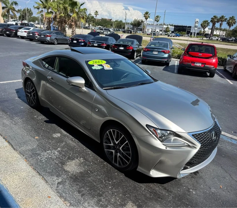 2015 Lexus RC - Image 10 of 20
