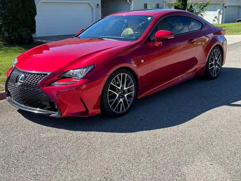 2015 Lexus RC - Image 4 of 5