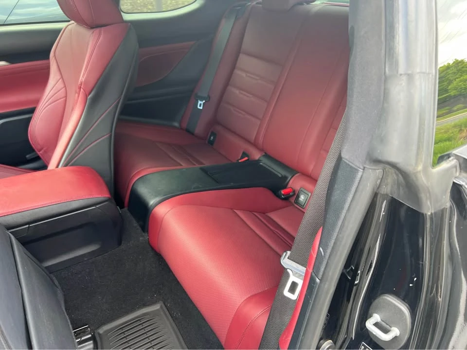 2015 Lexus RC - Image 4 of 6