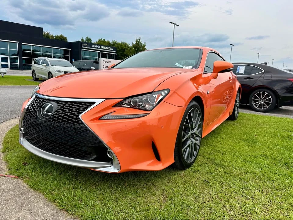 2015 Lexus RC - Image 12 of 13