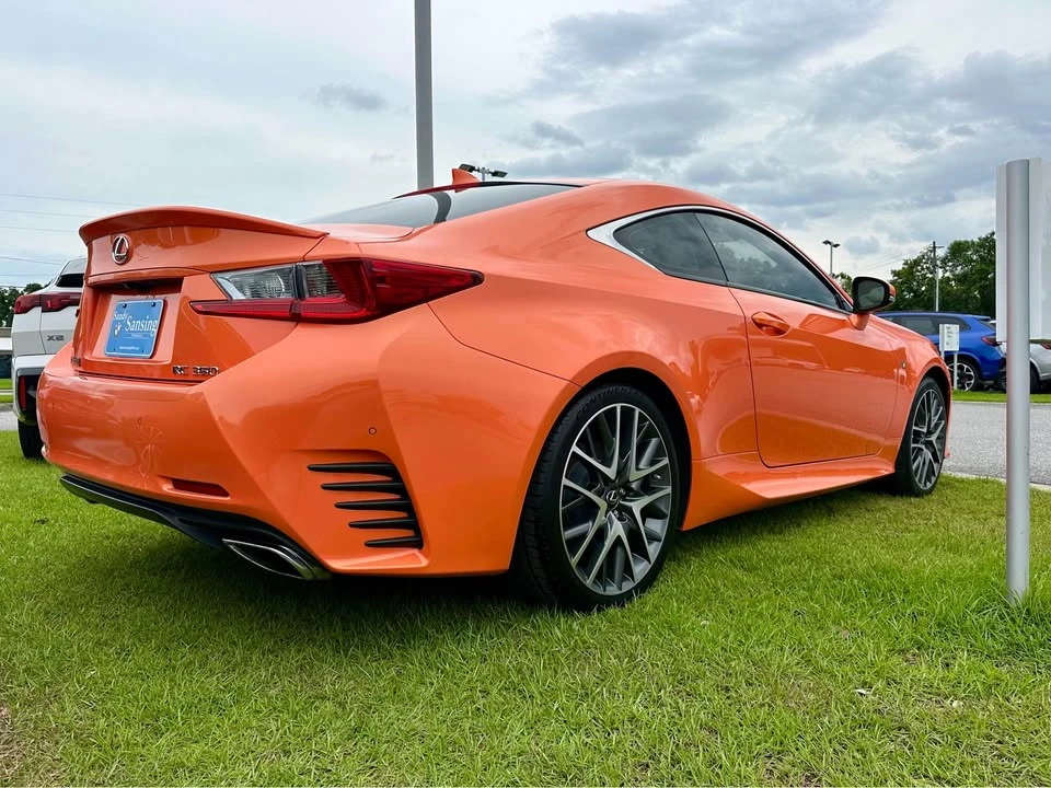 2015 Lexus RC - Image 7 of 13