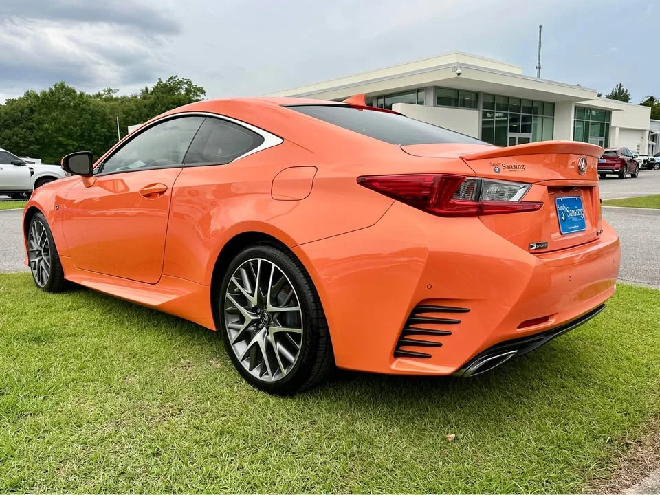 2015 Lexus RC - Image 11 of 13