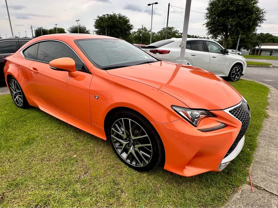 2015 Lexus RC - Image 9 of 13