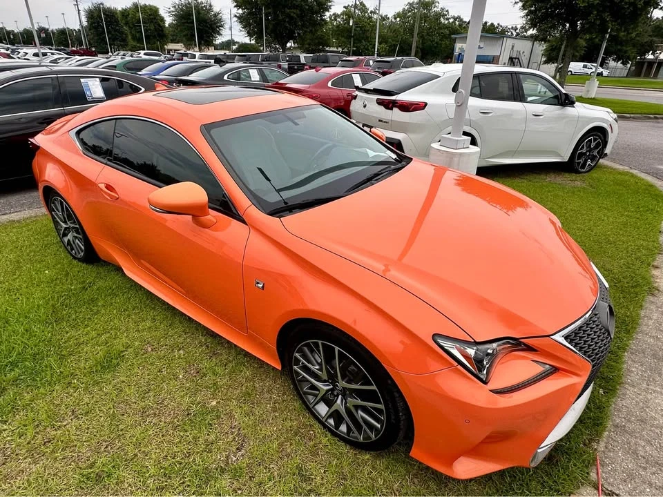 2015 Lexus RC - Image 6 of 13