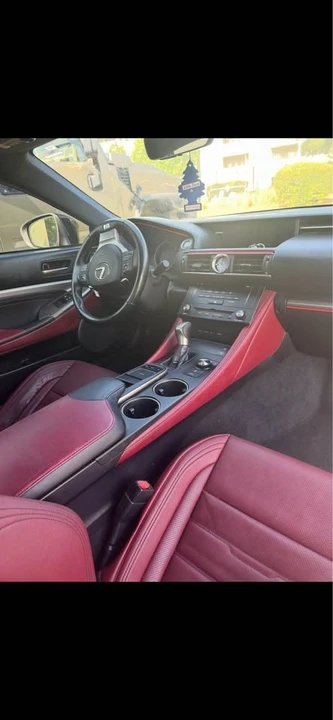 2015 Lexus RC - Image 10 of 14