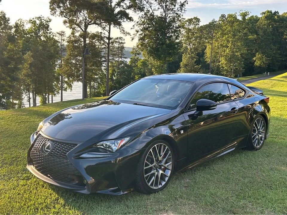 2015 Lexus RC - Image 9 of 14